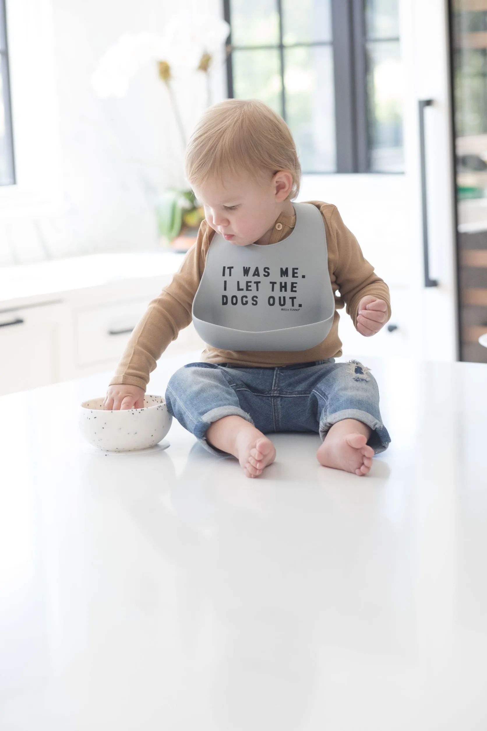 Bella Tunno Dogs Out Wonder Bib