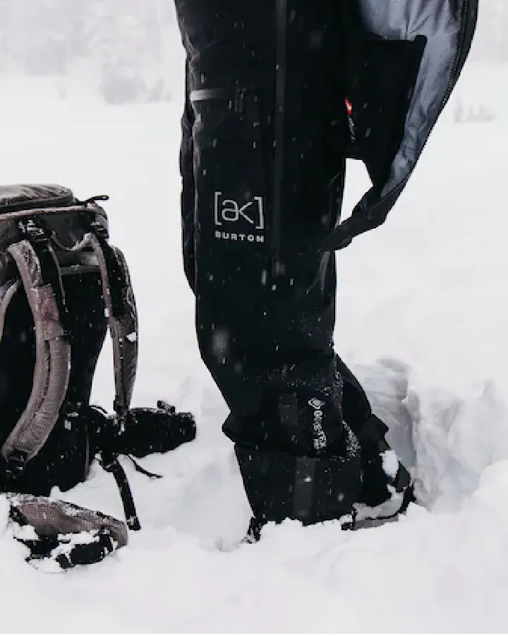 Burton Women's [ak]® Tusk Gore-Tex Pro 3L Hi-Top Bib - True Black - 2023