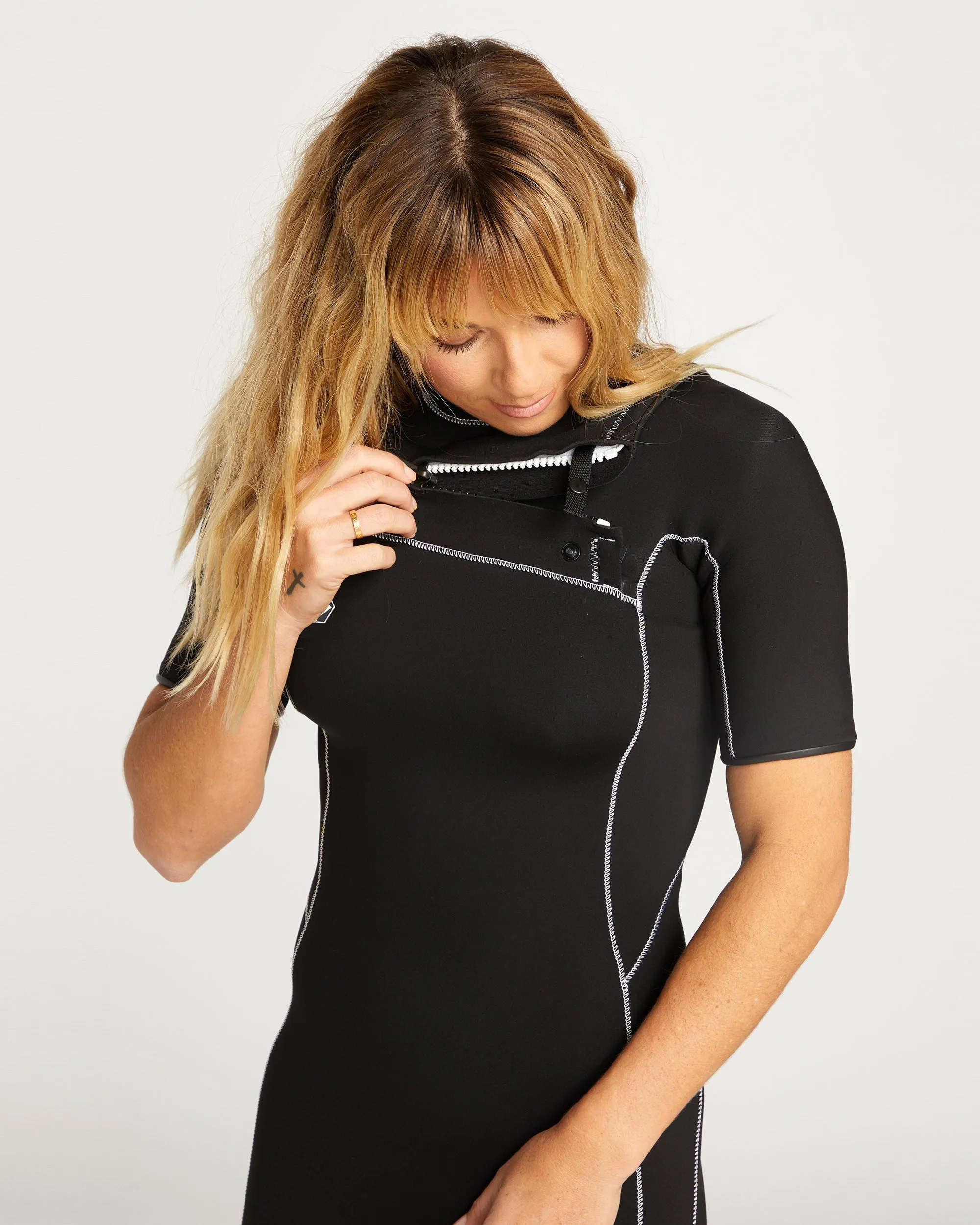 Combinaison de Surf 2 mm à Manches Courtes Zippée Poitrine - BLACK