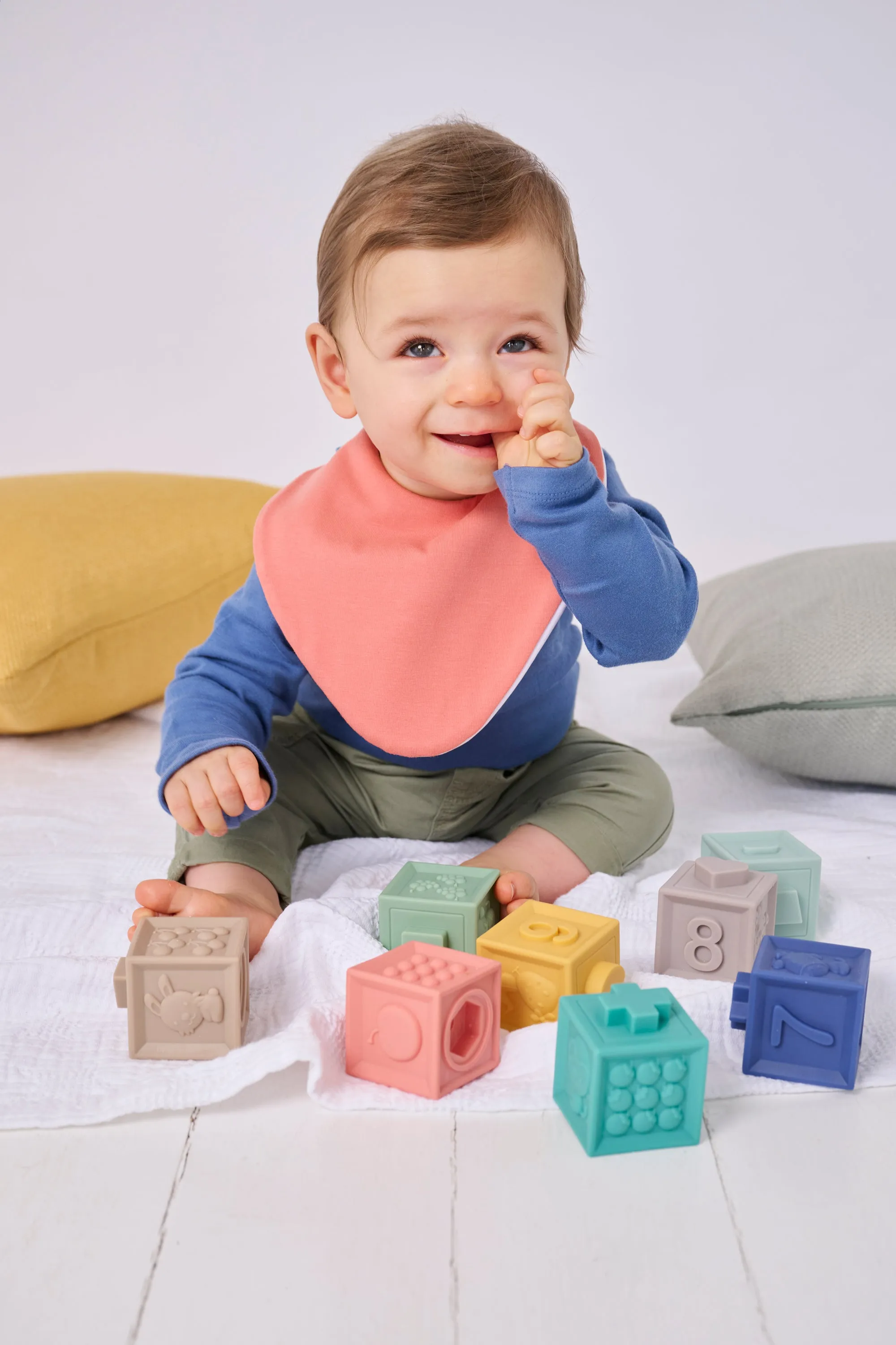 Coral Bundle of 3 SEN Waterproof Dribble Bibs