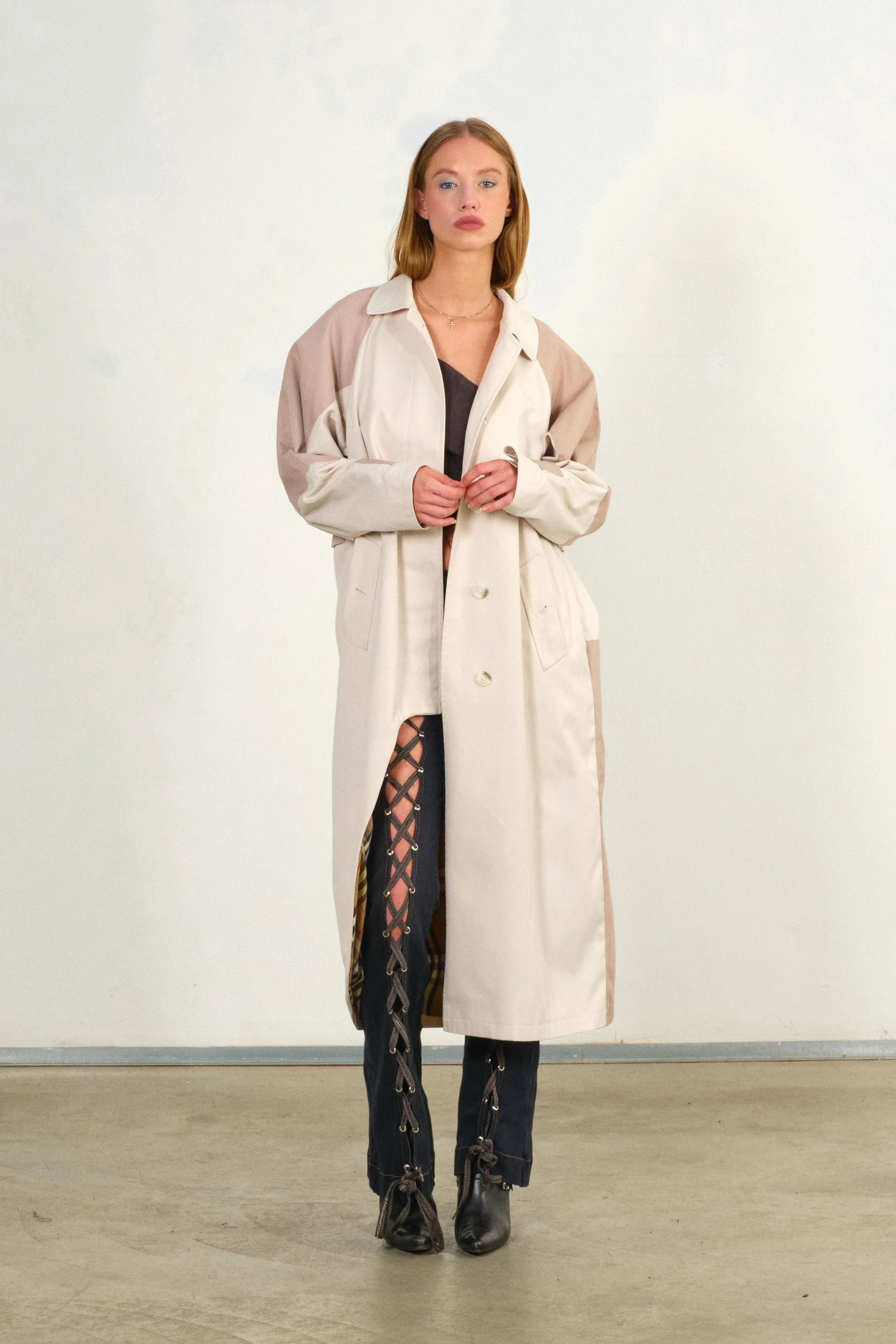 DISCARDED MIX TRENCH
