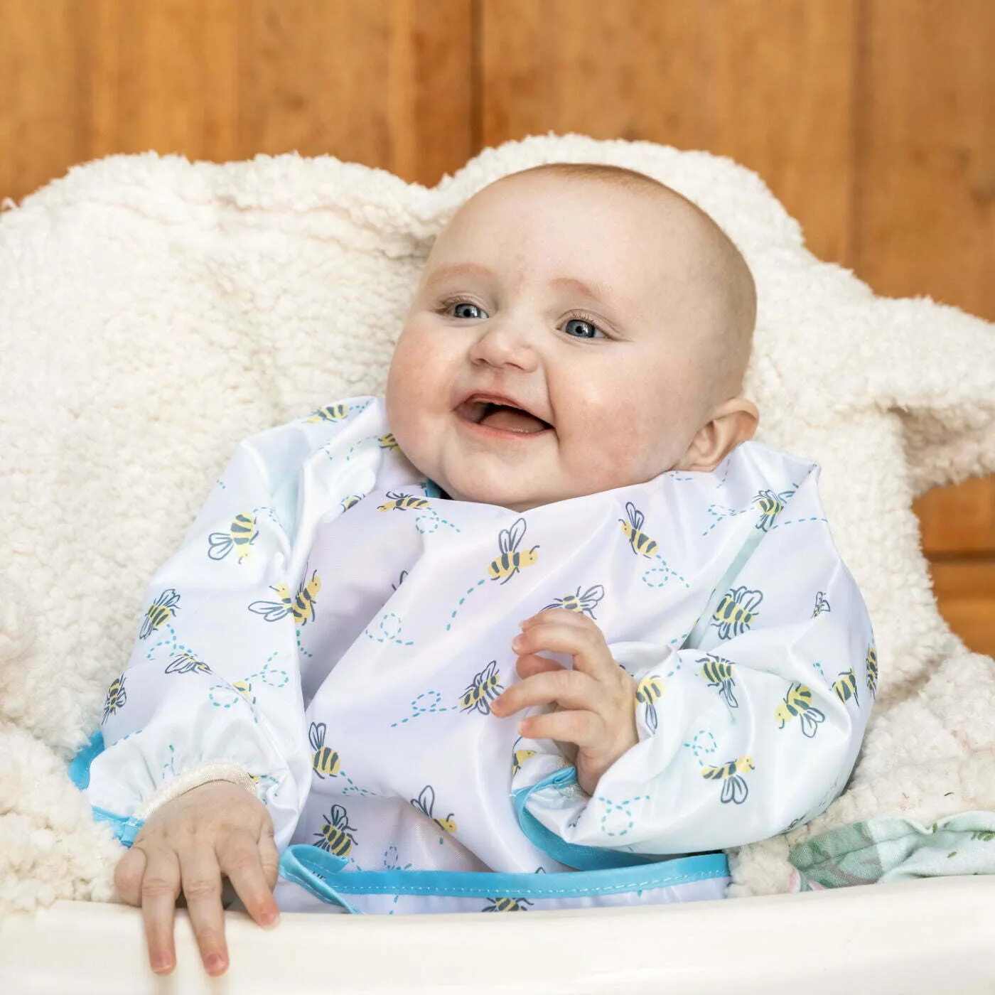 Hippychick Sleeved Bib - Busy Bees