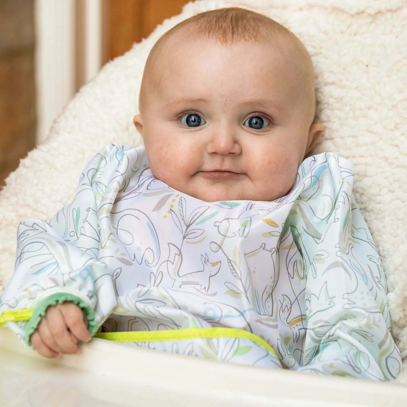 Hippychick Sleeved Bib in Animal Friends