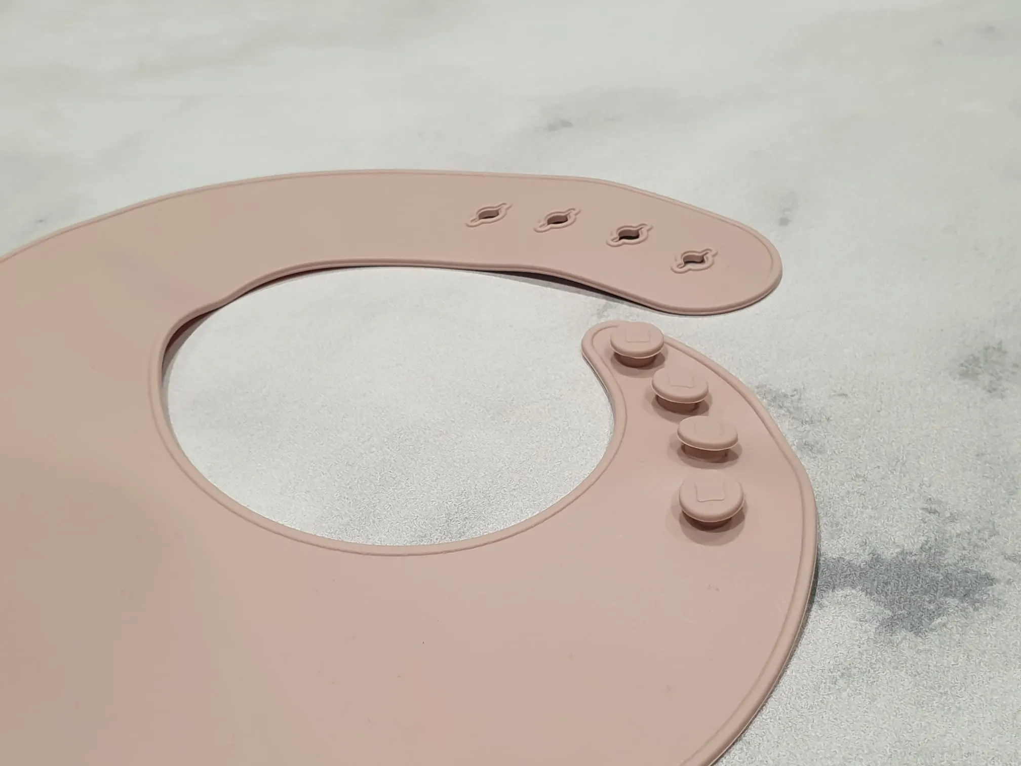 Luna Rose Dusty Pink Silicone Bib