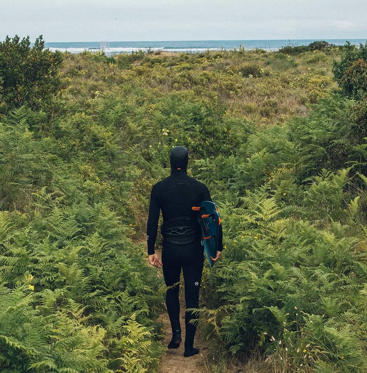Manera Magma Hood 2.5 Black
