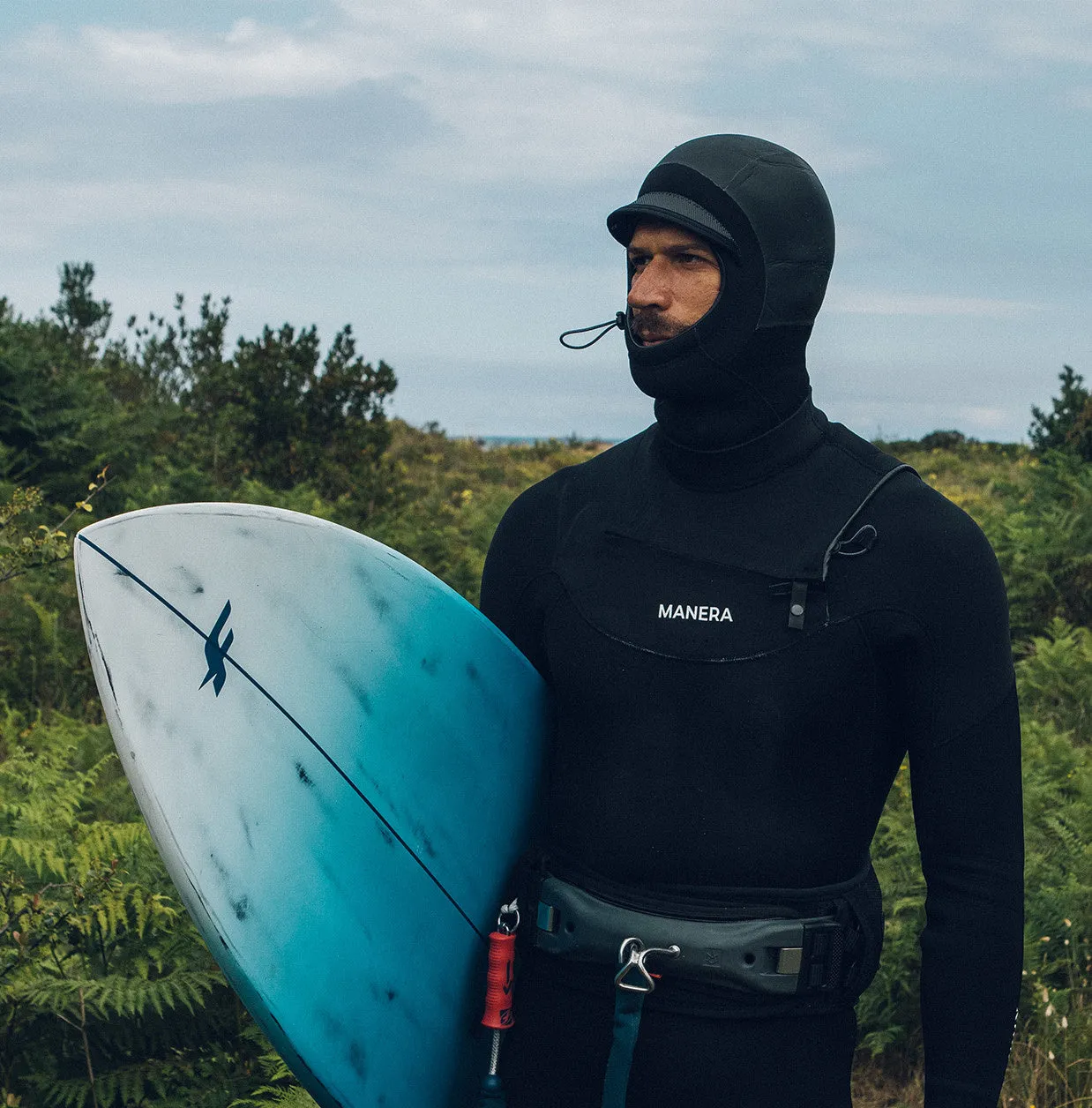 Manera Magma Hood 2.5 Black