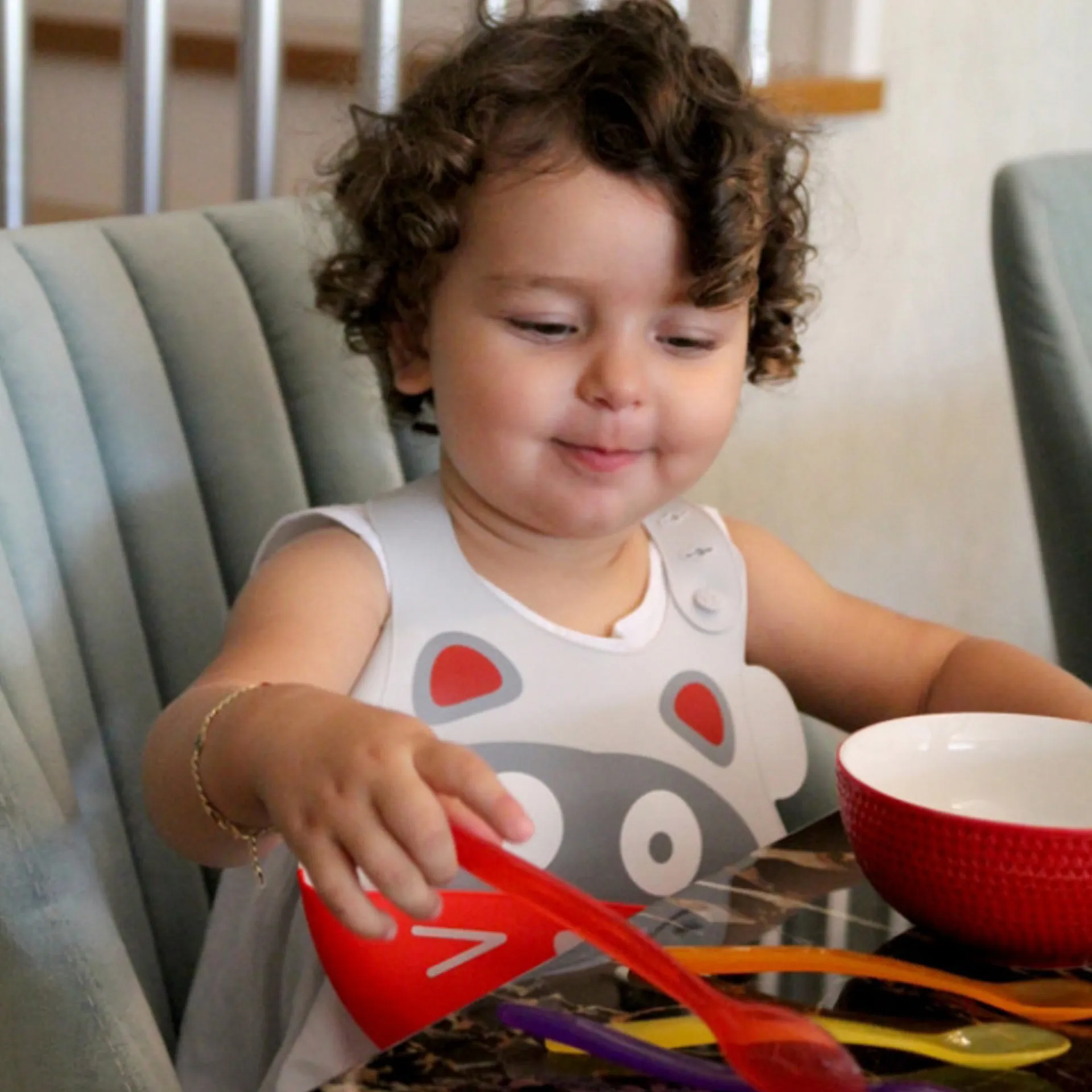 MealMate Silicone Baby Bib | Waterproof Bib | Adjustable Neck | Dishwasher Safe
