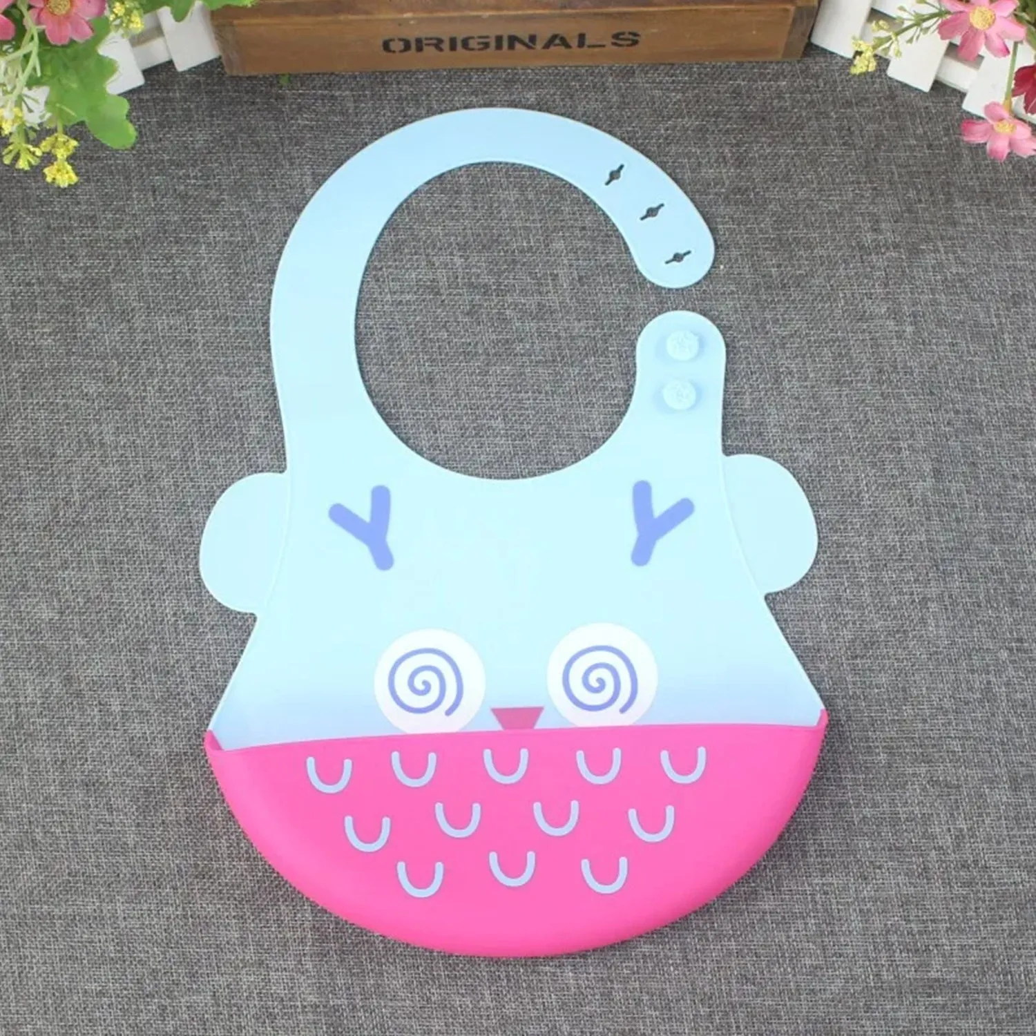 MealMate Silicone Baby Bib | Waterproof Bib | Adjustable Neck | Dishwasher Safe
