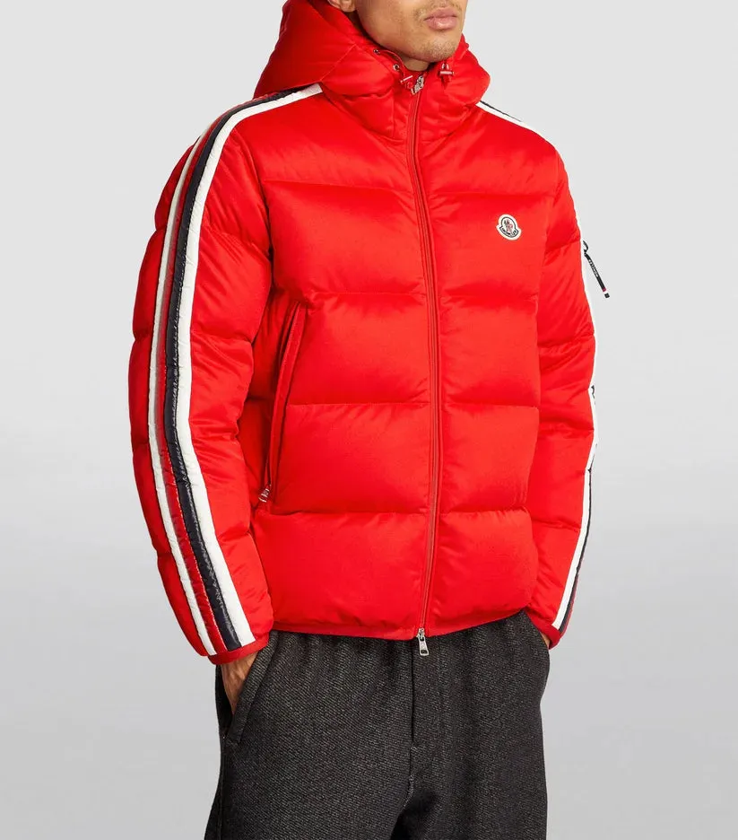 MONCLER SANBESAN LOGO DOWN PUFFER JACKET - RED