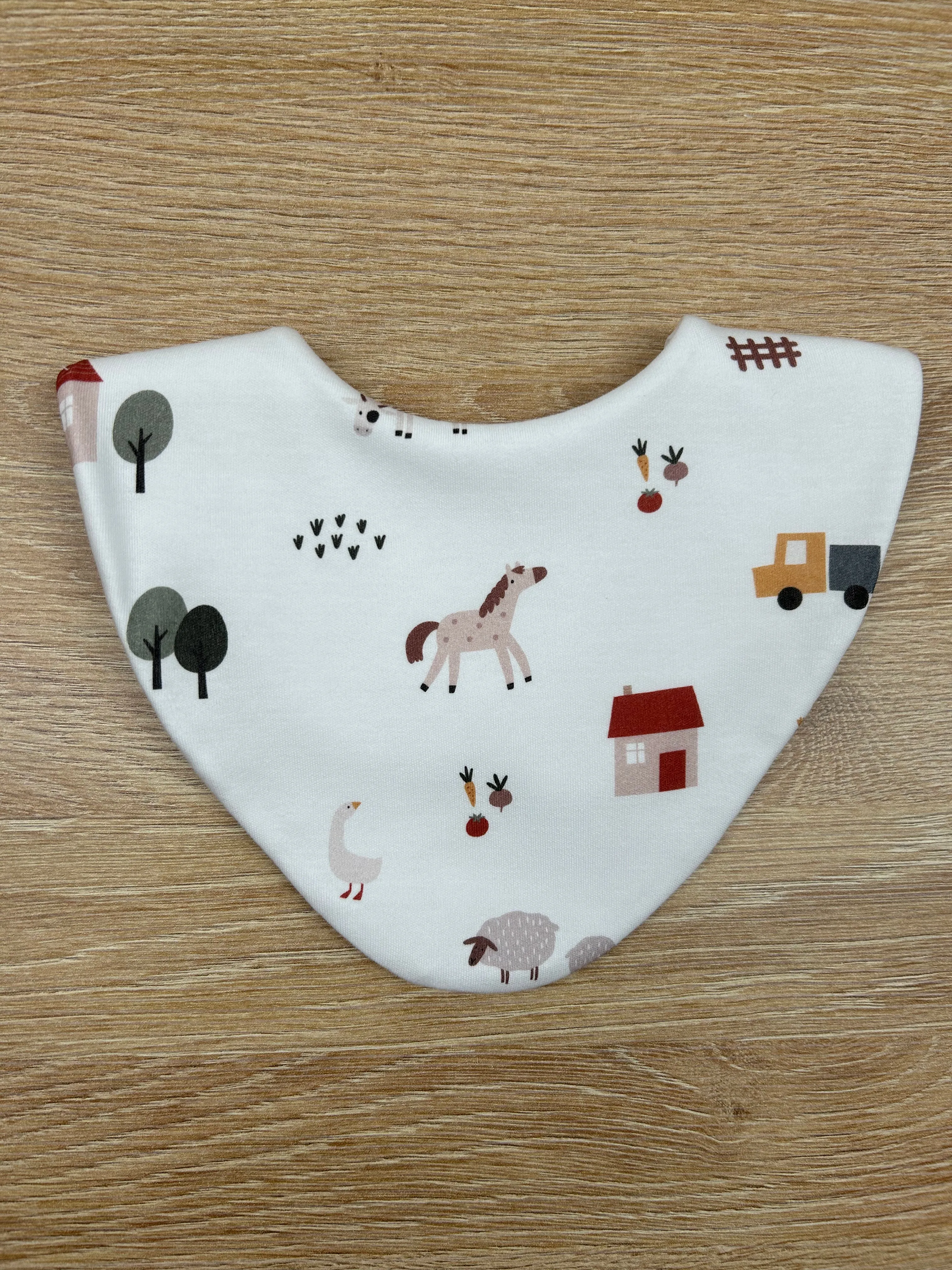 On The Farm Waterproof Dribble Bib