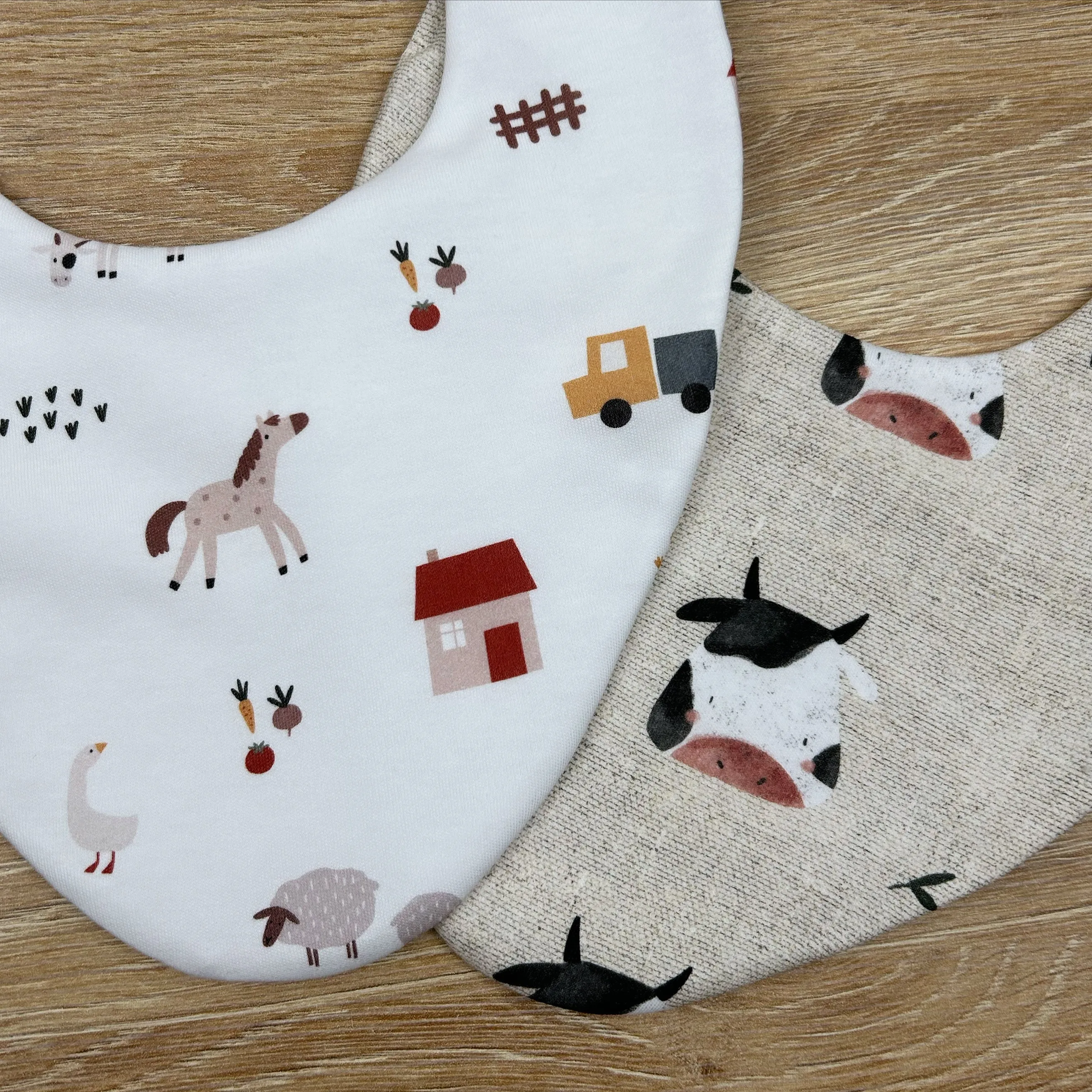On The Farm Waterproof Dribble Bib
