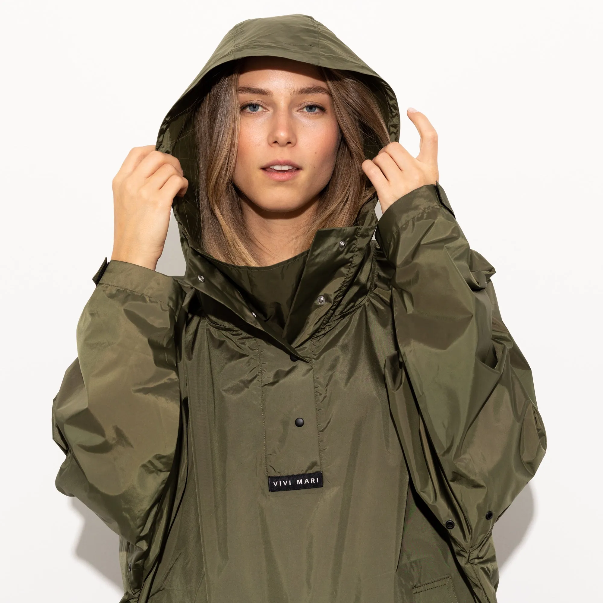 Raincoat solid olive