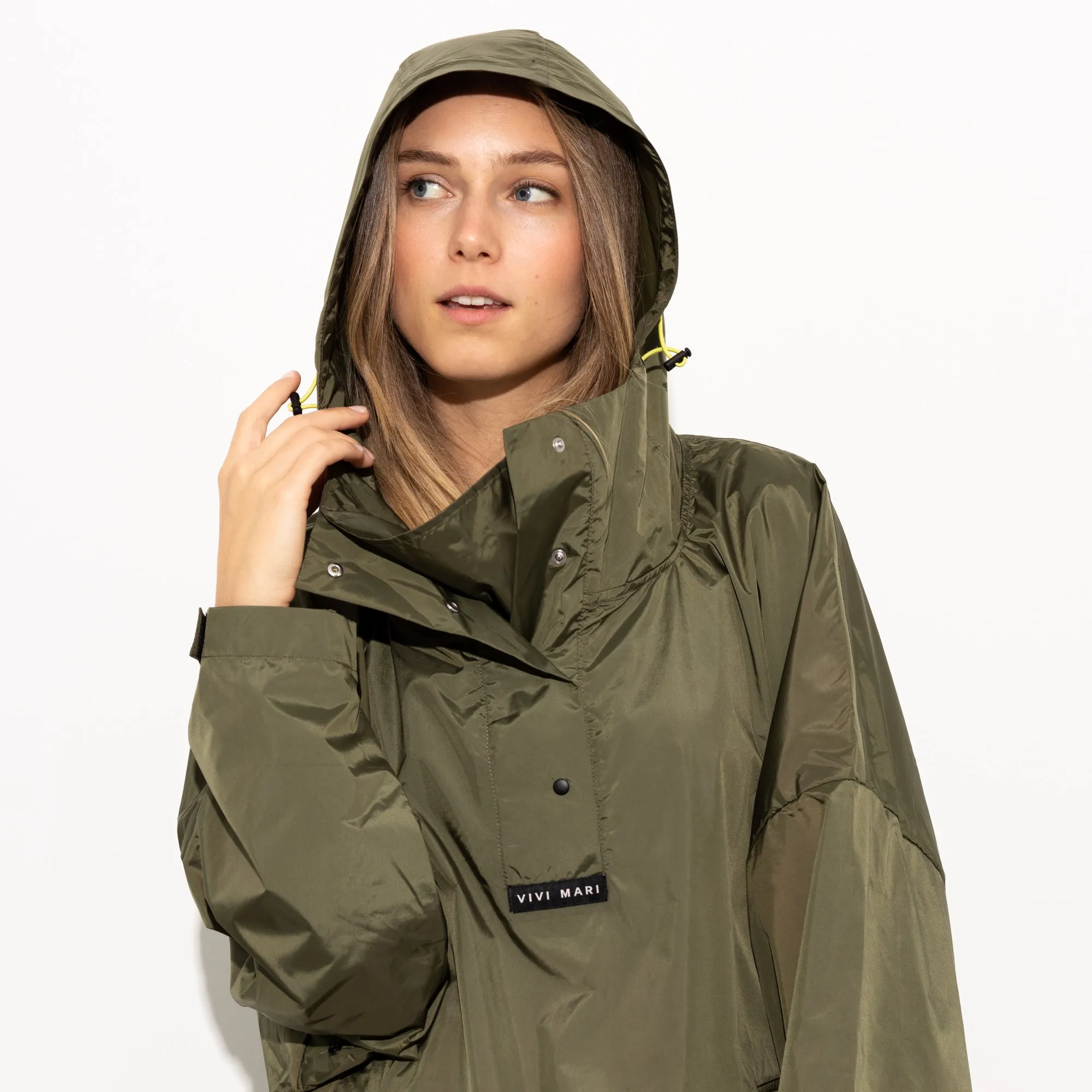 Raincoat solid olive