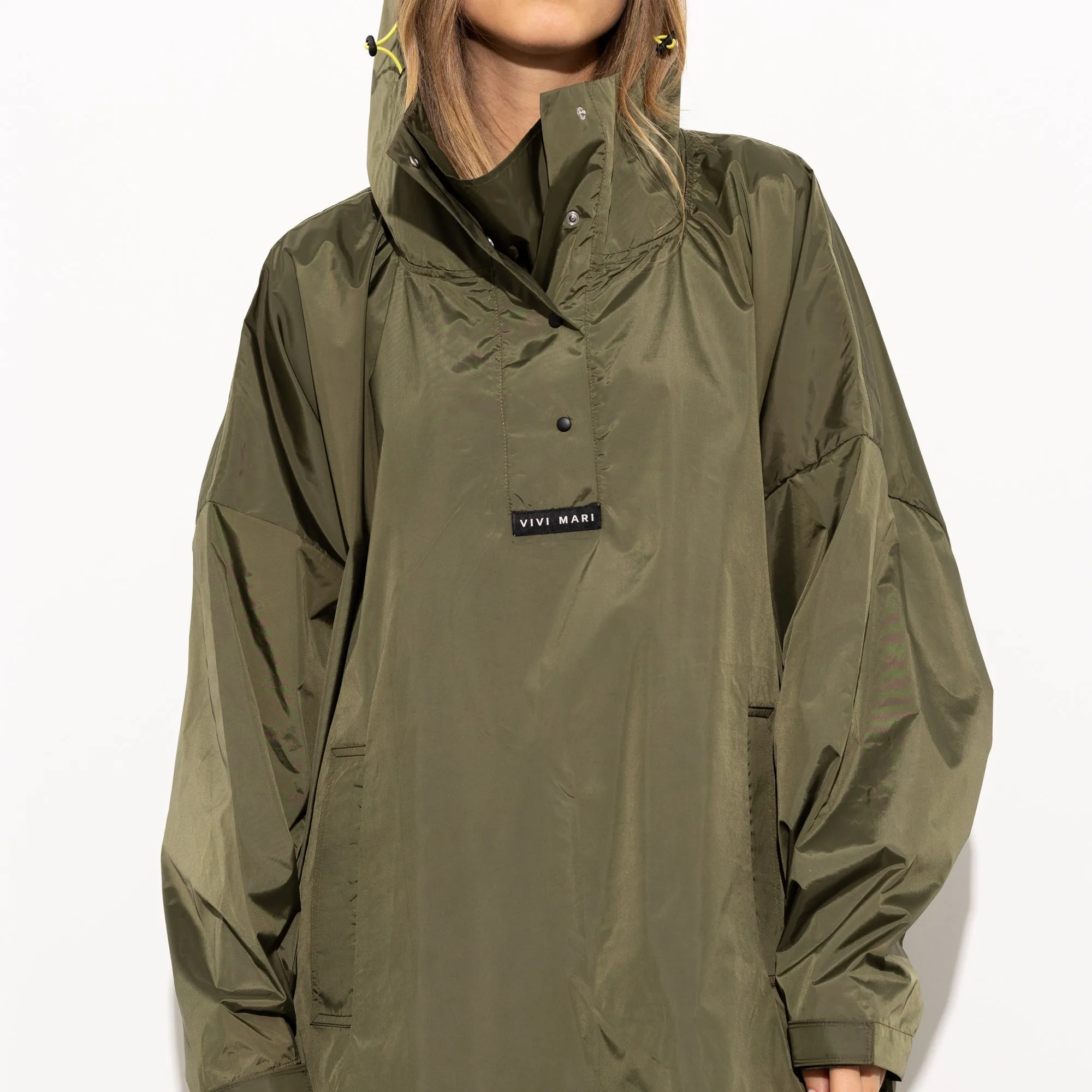 Raincoat solid olive