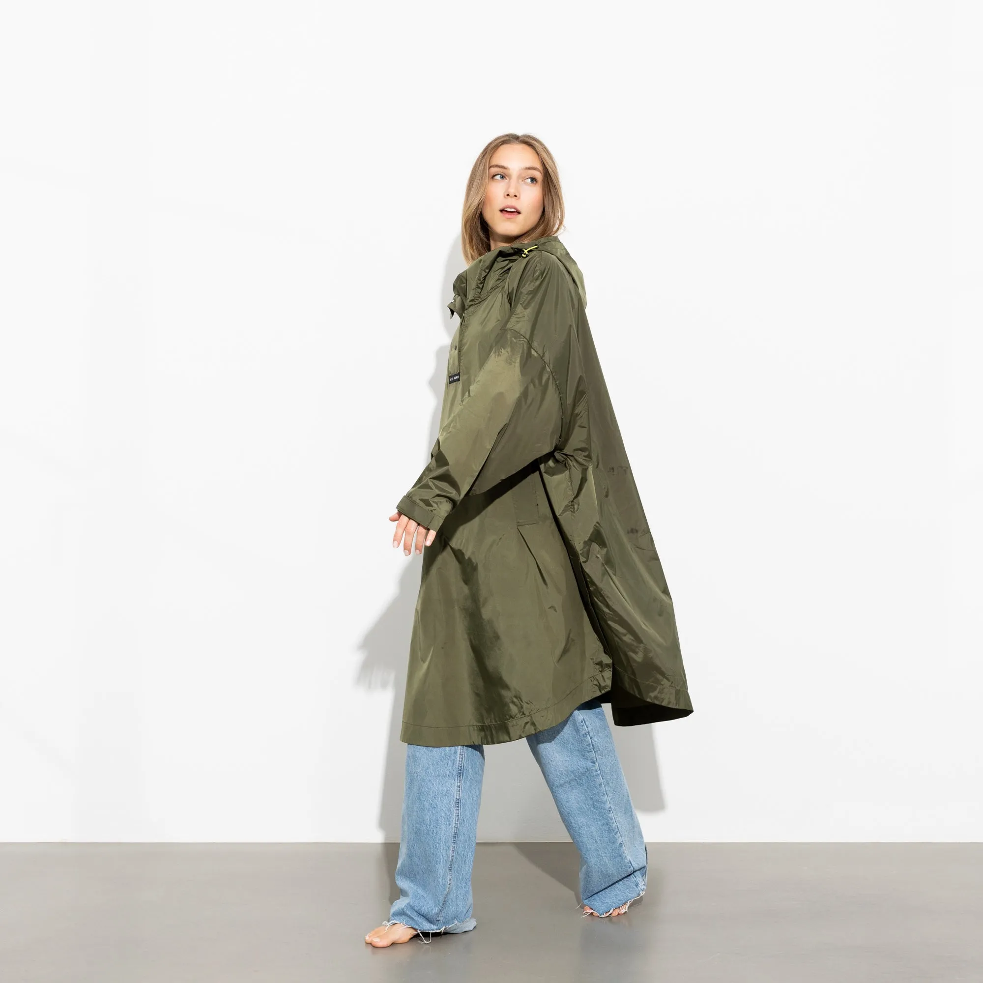 Raincoat solid olive