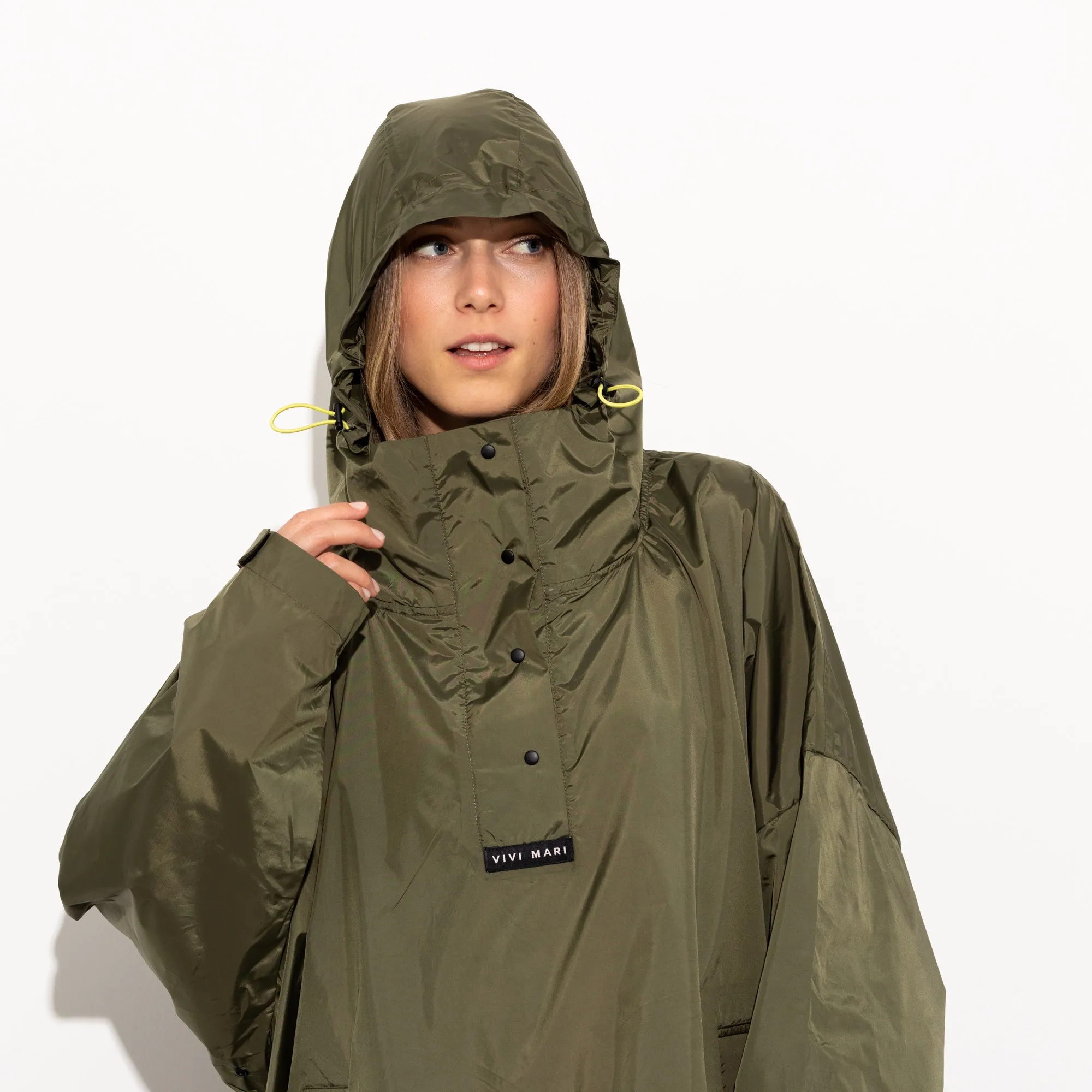 Raincoat solid olive