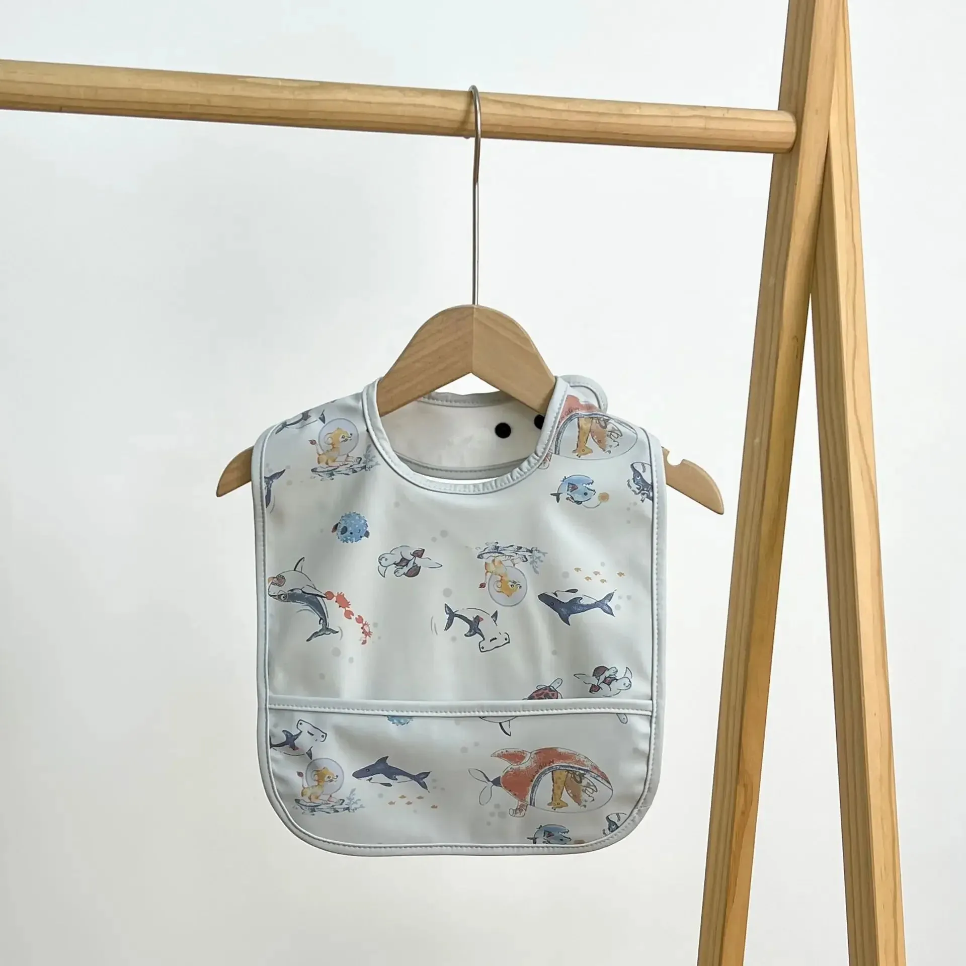 Waterproof Baby Bibs Cartoon Newborns Kids Burp Cloth Art Smock Feeding Bib Apron Pocket Infant Toddler Boys Girls Saliva Towel