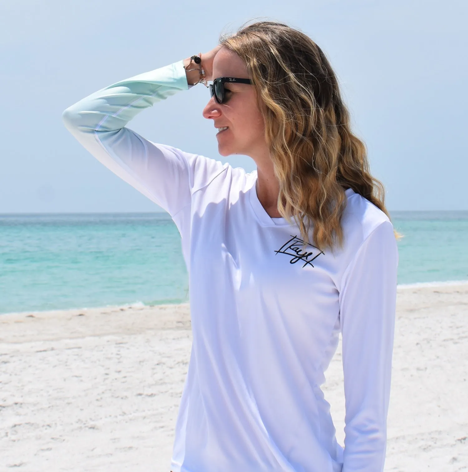 Women's Loggerhead Turtle UV Performance Shirt - UPF 50 
